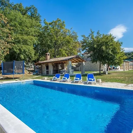 Kanedolo Hébergement de vacances Kremenje