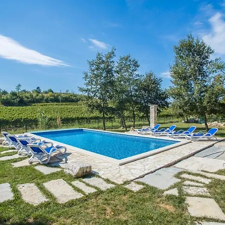 Hébergement de vacances Kanedolo *