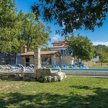 Kanedolo Hébergement de vacances Kremenje